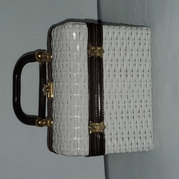Handbags - Pillbox
